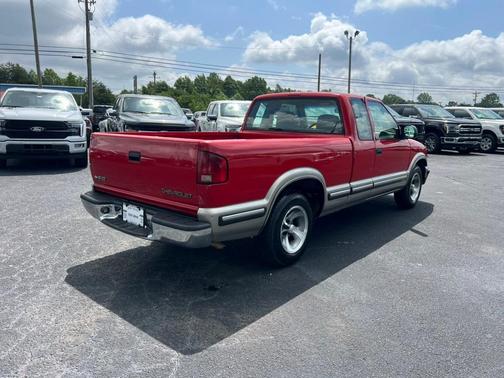 1999 Chevrolet S-10 LS Extended Cab