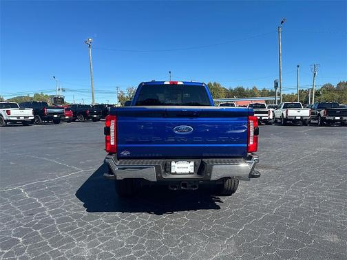 2026 Ford F-350 Lariat Super Duty