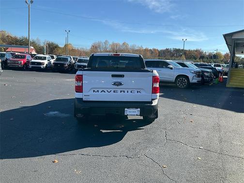 2023 Ford Maverick XL