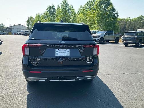 PUM 2026 Ford Explorer Active