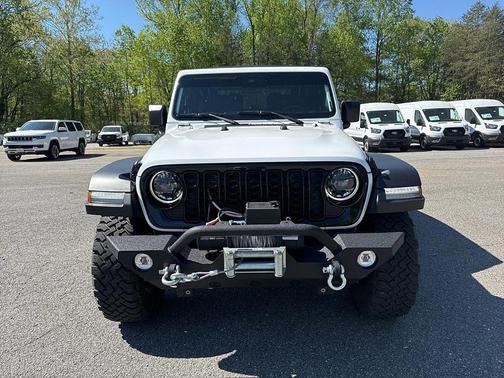 Bright White Clearcoat 2024 Jeep Wrangler Sport