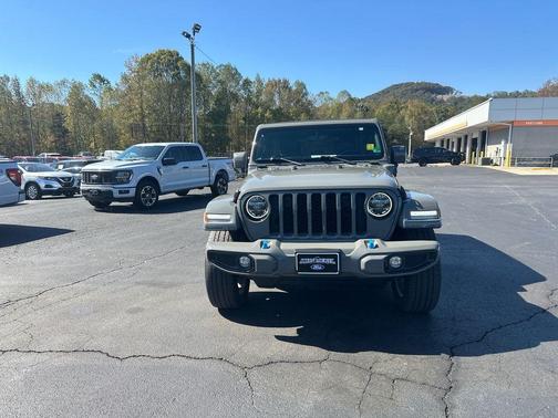 2022 Jeep Wrangler Unlimited 4xe Sahara