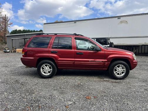 2004 Jeep Grand Cherokee Laredo