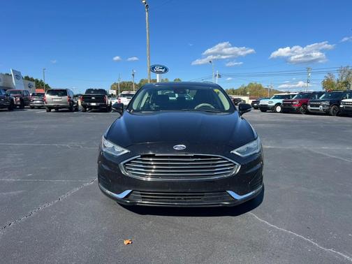 2019 Ford Fusion SEL