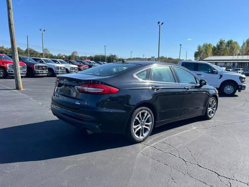 2019 Ford Fusion SEL