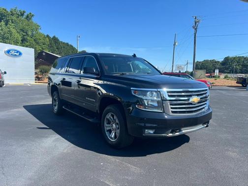 2017 Chevrolet Suburban LT