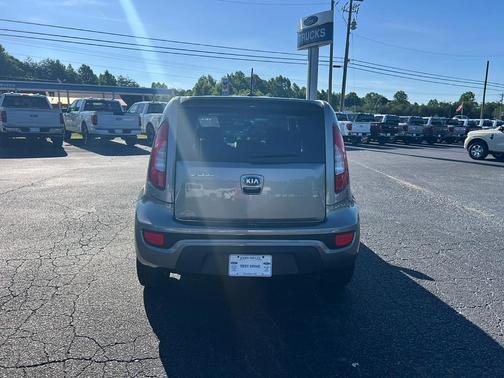 2013 Kia Soul +