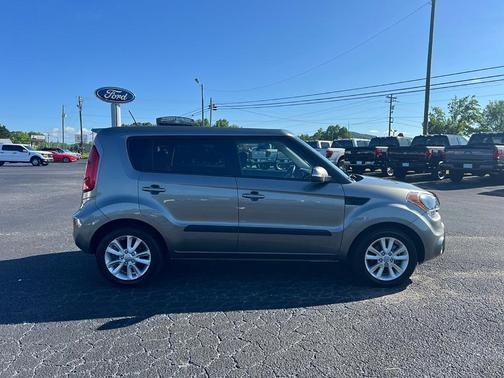 2013 Kia Soul +