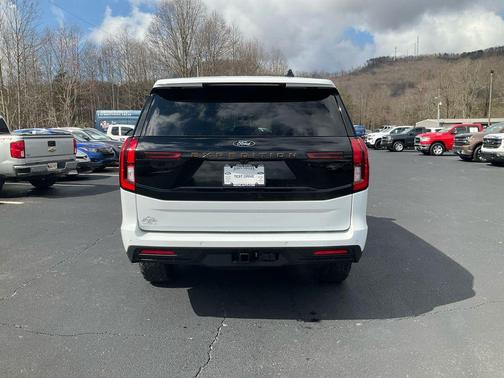 PYZ 2026 Ford Expedition Tremor