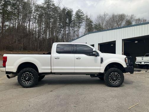 White Platinum Clearcoat Metallic 2019 Ford F-250 Limited