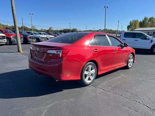 2014 Toyota Camry SE