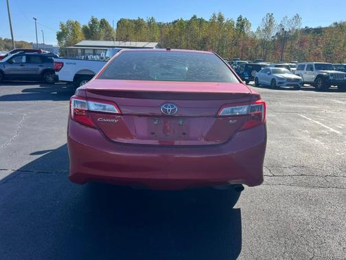 2014 Toyota Camry SE