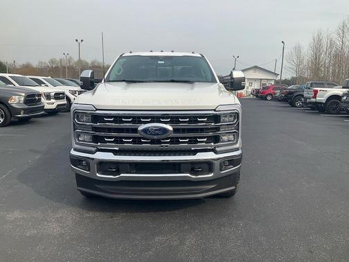 White Metallic 2026 Ford F-250 Lariat