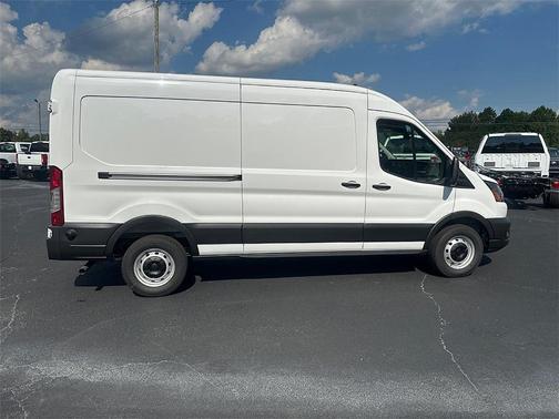 2025 Ford Transit-250 148 WB Medium Roof Cargo