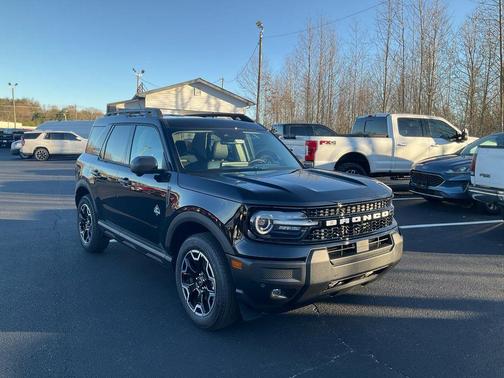 Shadow Black 2025 Ford Bronco Sport Outer Banks