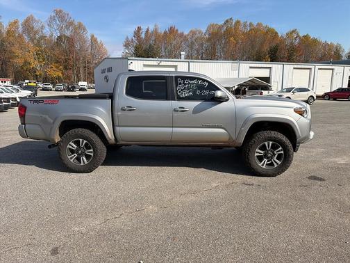 2018 Toyota Tacoma TRD Sport