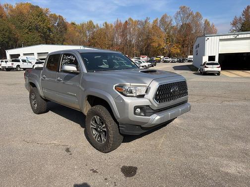 2018 Toyota Tacoma TRD Sport