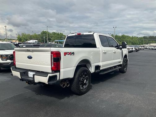 White Metallic 2023 Ford F-250 Lariat