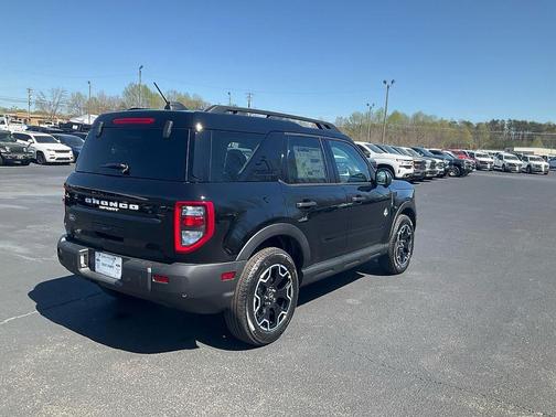 Shadow Black 2026 Ford Bronco Sport Outer Banks