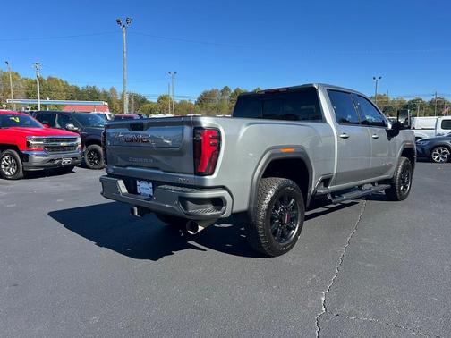 2024 GMC Sierra 2500 AT4