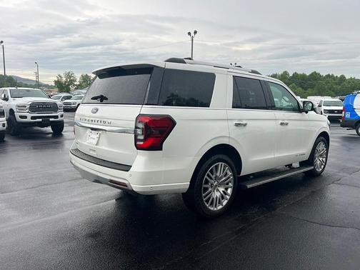 2024 Ford Expedition Platinum