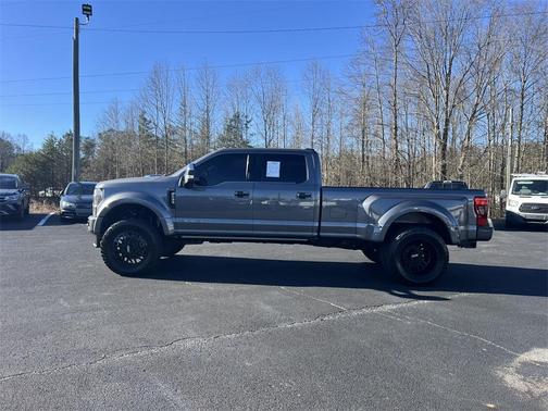 2022 Ford F-450 Platinum