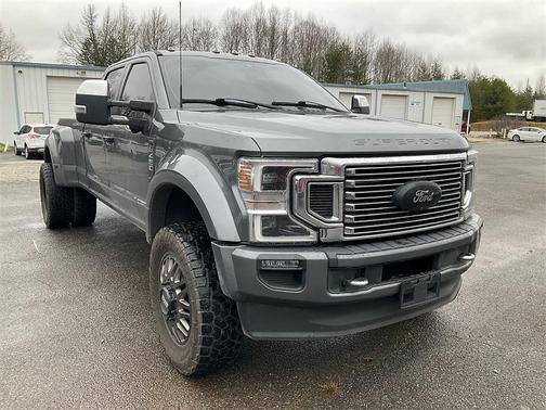 2022 Ford F-450 Platinum
