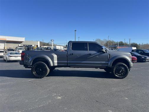 2022 Ford F-450 Platinum