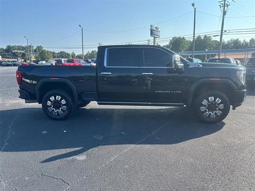 2023 GMC Sierra 2500 Denali