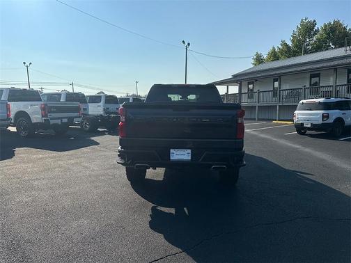 2022 Chevrolet Silverado 1500 Custom Trail Boss