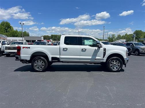2025 Ford F-350 Lariat Super Duty