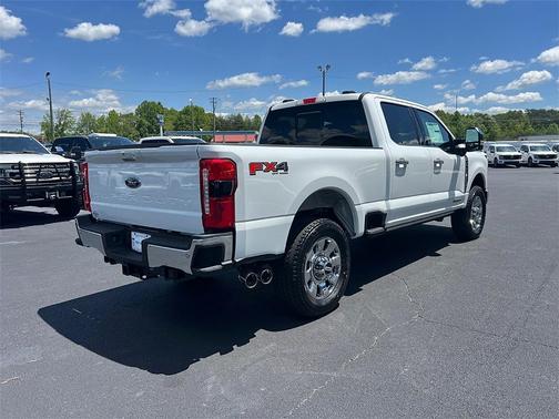 2025 Ford F-350 Lariat Super Duty