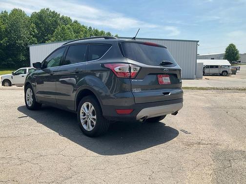 Magnetic 2018 Ford Escape SEL