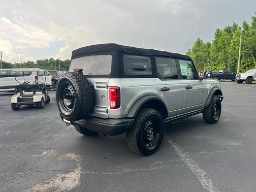 2023 Ford Bronco Black Diamond