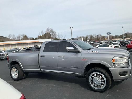 2021 RAM 3500 Laramie