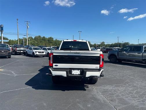 2026 Ford F-250 Platinum