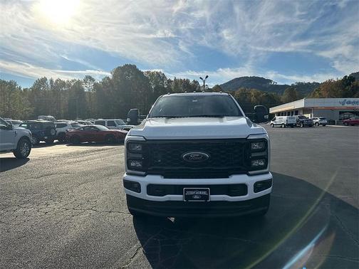 2026 Ford F-250 Lariat