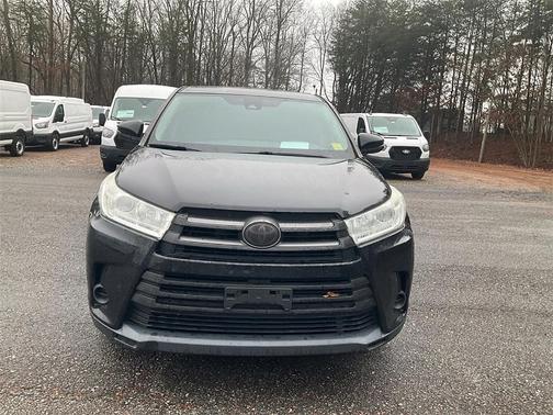 2018 Toyota Highlander LE