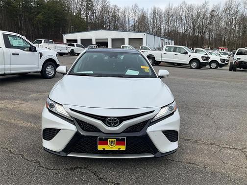 2020 Toyota Camry XSE