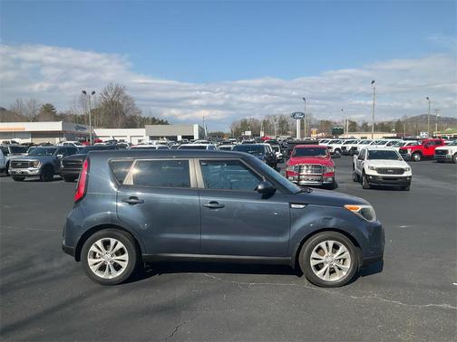 2015 Kia Soul +