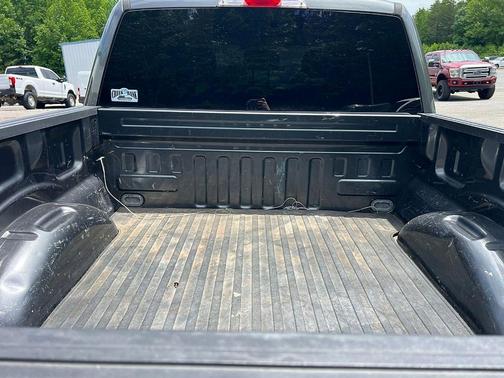 Magnetic 2017 Ford F-150 XL