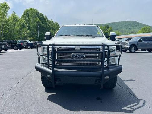 2021 Ford F-350 Lariat Super Duty