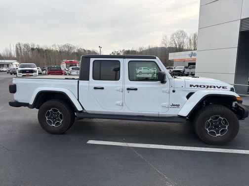2022 Jeep Gladiator Mojave