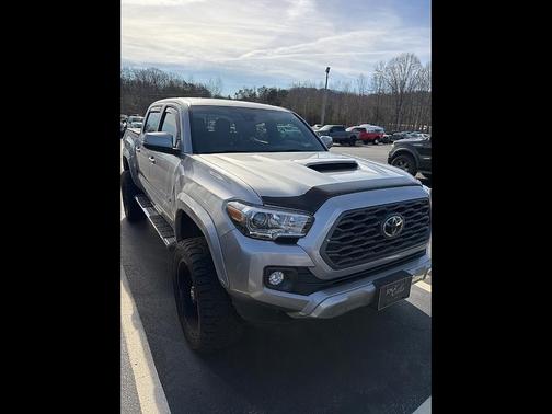 2020 Toyota Tacoma TRD Sport