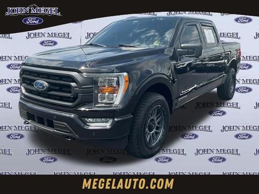 Black Metallic 2022 Ford F-150 XLT