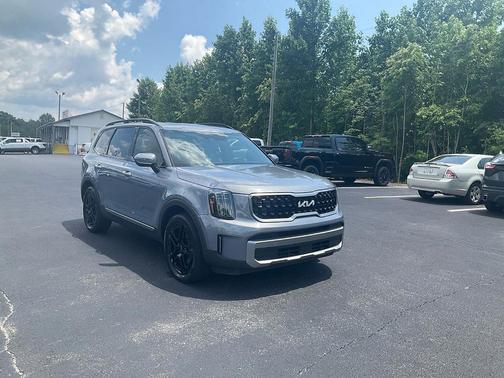 Everlasting Silver 2023 Kia Telluride EX X-Line