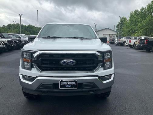 Oxford White 2023 Ford F-150 XLT