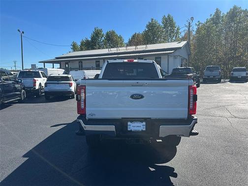 2026 Ford F-350 Lariat Super Duty
