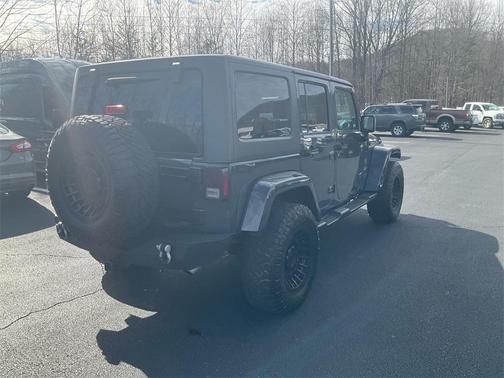 2018 Jeep Wrangler JK Unlimited Sahara