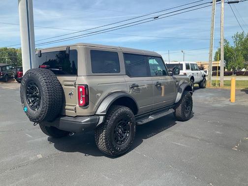 Gray 2026 Ford Bronco Badlands